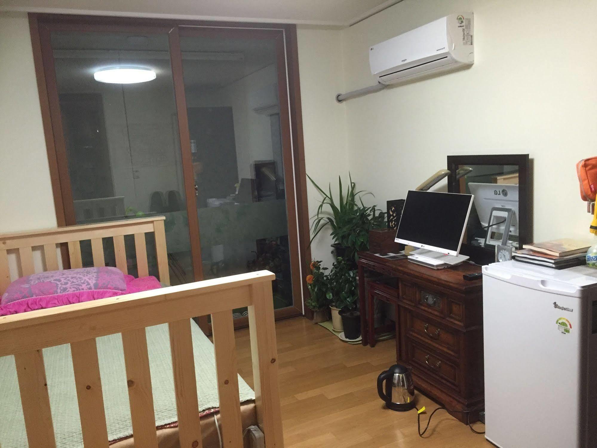 Janganhills Homestay Seoul Exterior photo